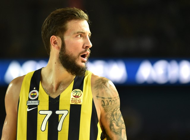 Joffrey Lauvergne Sakatlandı!