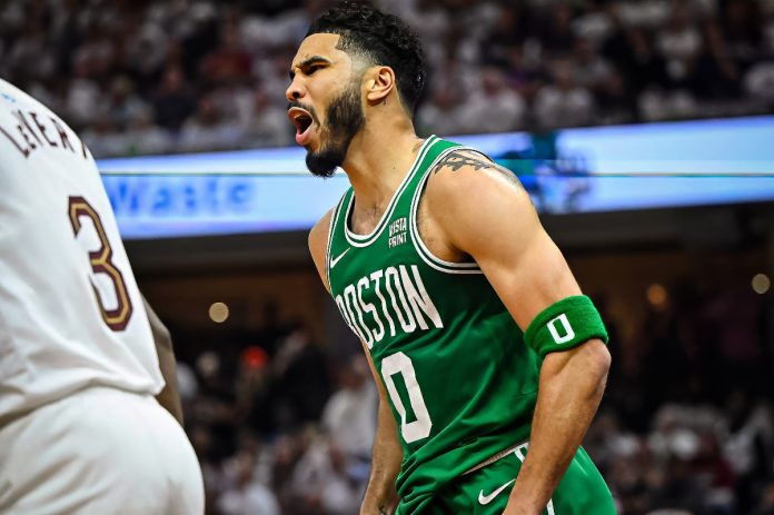 Jayson Tatum Celtics’i Sırtlayarak Seriyi 3-1’e Getirdi
